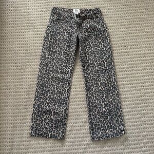 BDG leopard print low rise jeans Size 27 #leopardprint #denim